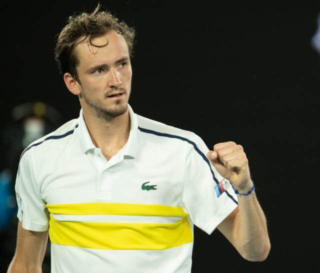 九游官网-迈阿密95后“四小巨头”领衔 卡拉采夫或成最大变数