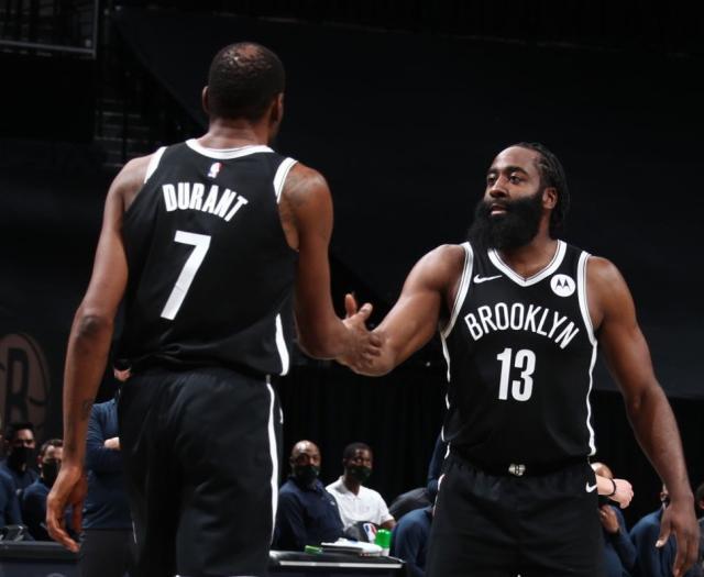 九游官网-联手哈登争冠在望？杜兰特悄悄掉入另一个漩涡